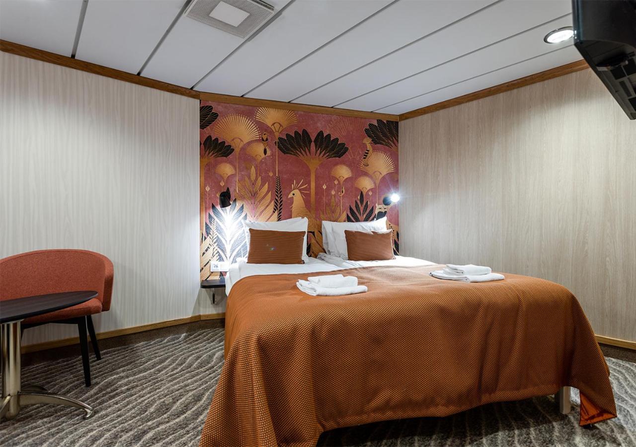 Viking Line Ferry Gabriella - One-Way Journey From Stockholm To Helsinki Hotel Bilik gambar