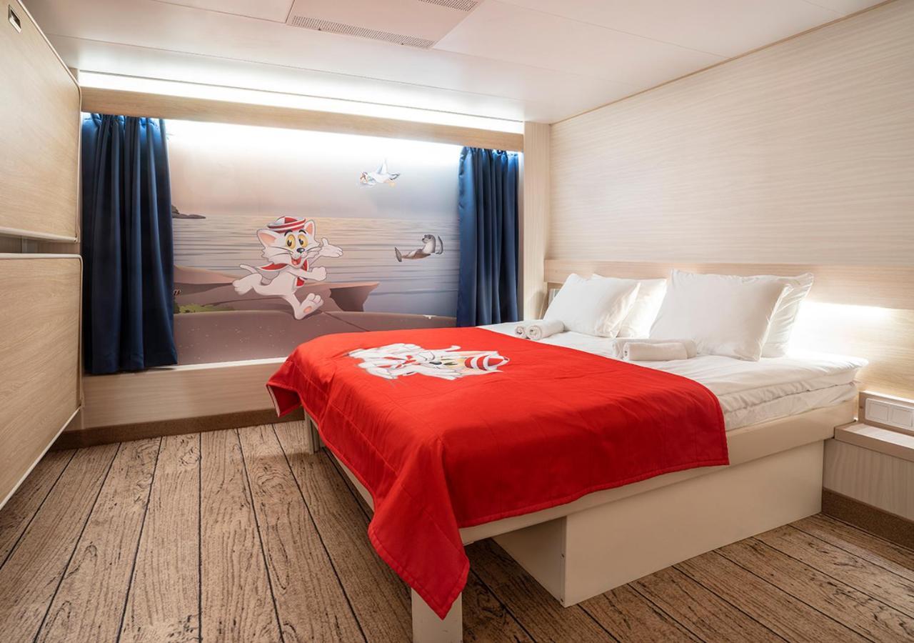 Viking Line Ferry Gabriella - One-Way Journey From Stockholm To Helsinki Hotel Bilik gambar